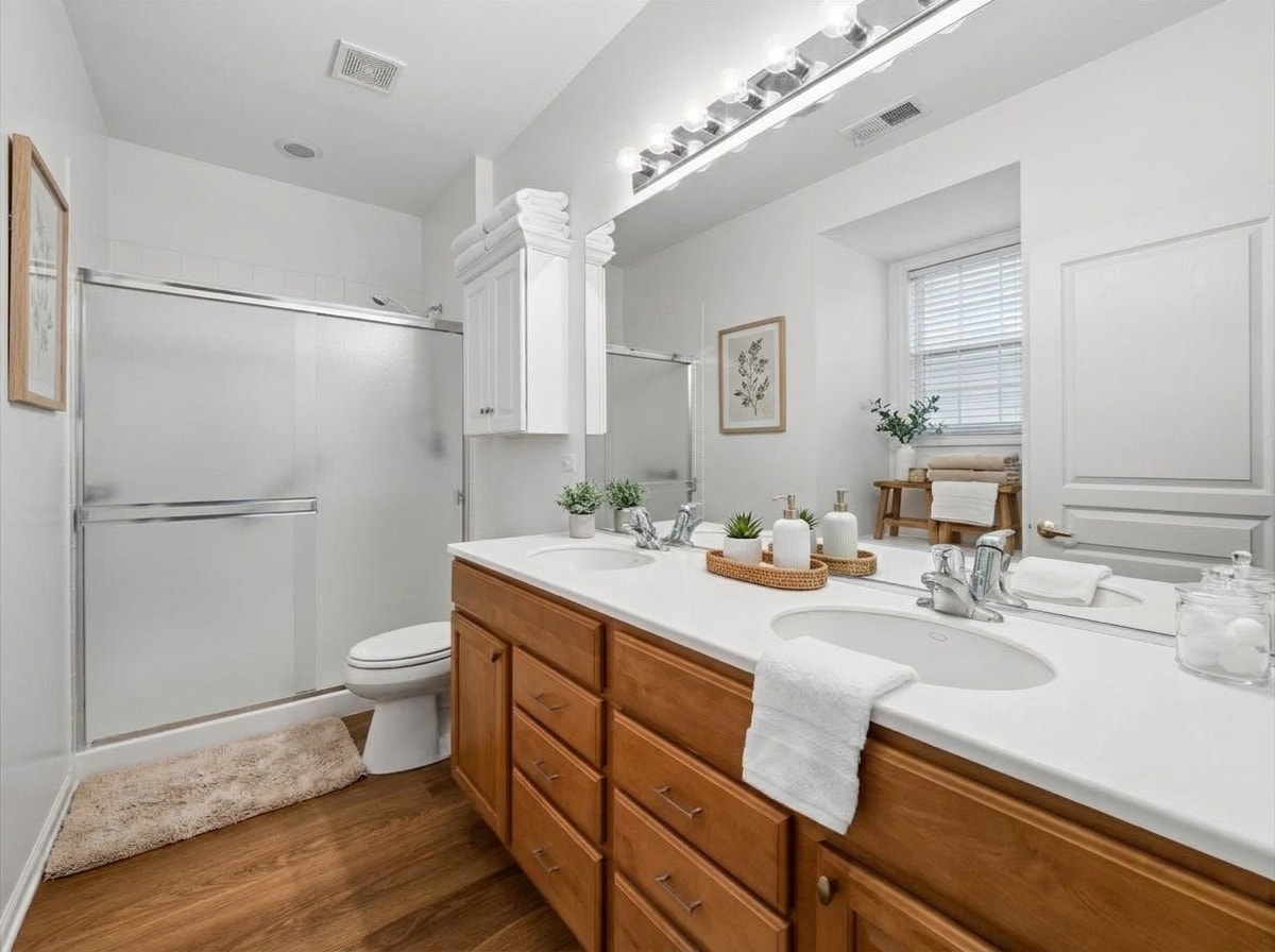 2491 Sandlewood Circle, Elgin, IL 60124 2491 Sandlewood Circle, Elgin, IL 60124