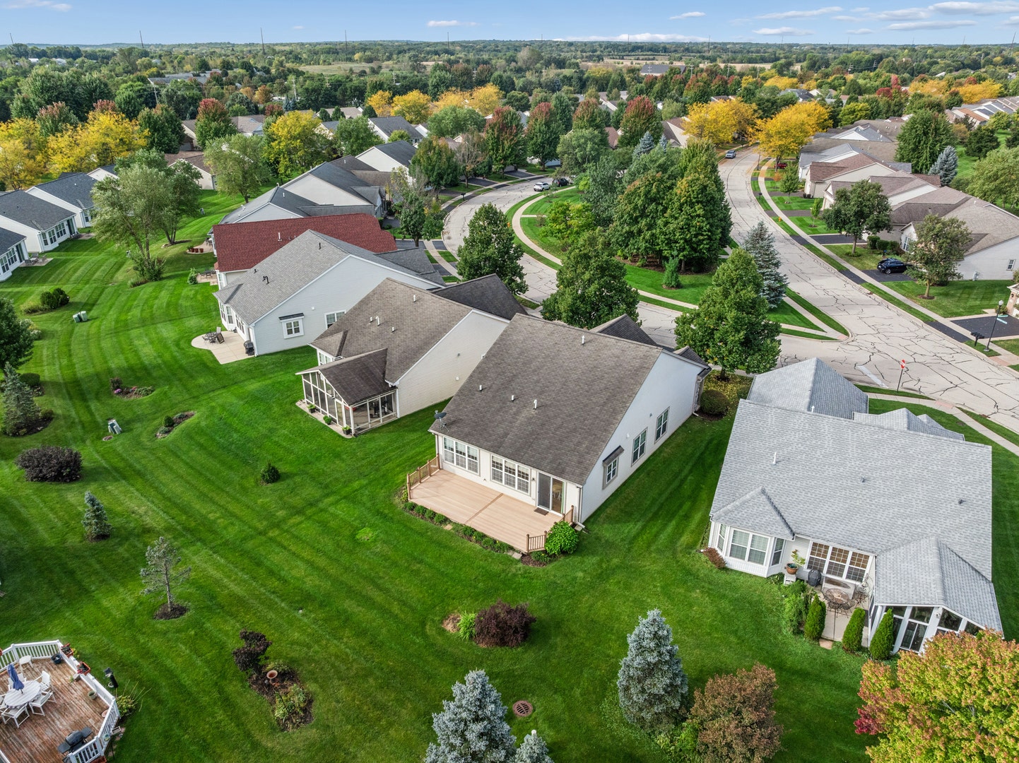 2491 Sandlewood Circle, Elgin, IL 60124 2491 Sandlewood Circle, Elgin, IL 60124