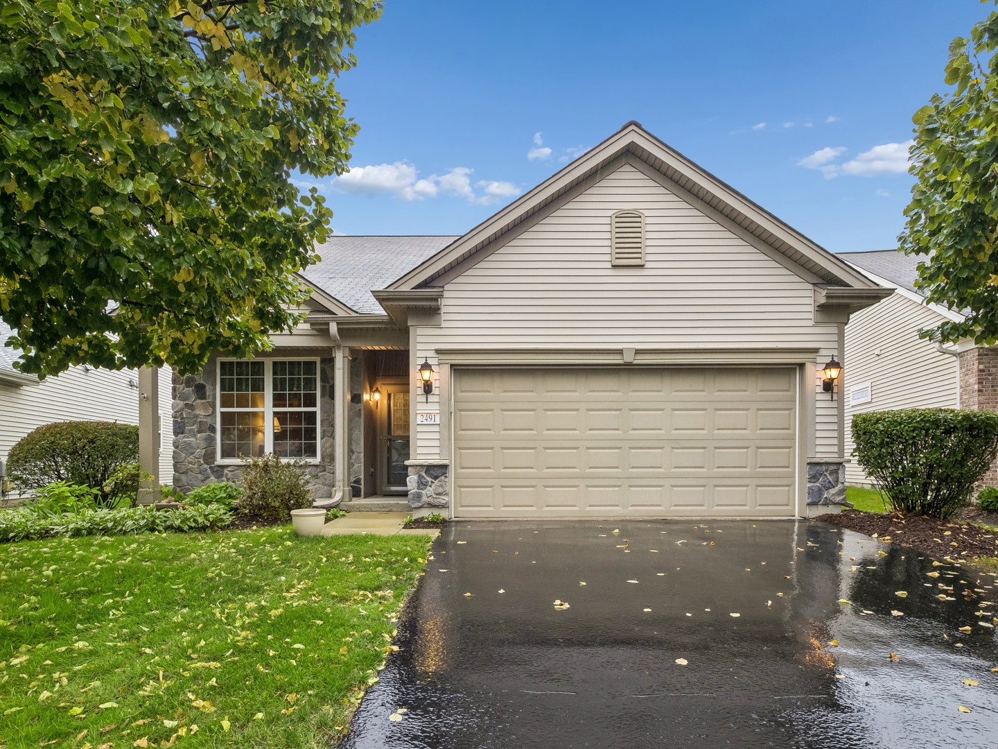 2491 Sandlewood Circle, Elgin, IL 60124 2491 Sandlewood Circle, Elgin, IL 60124