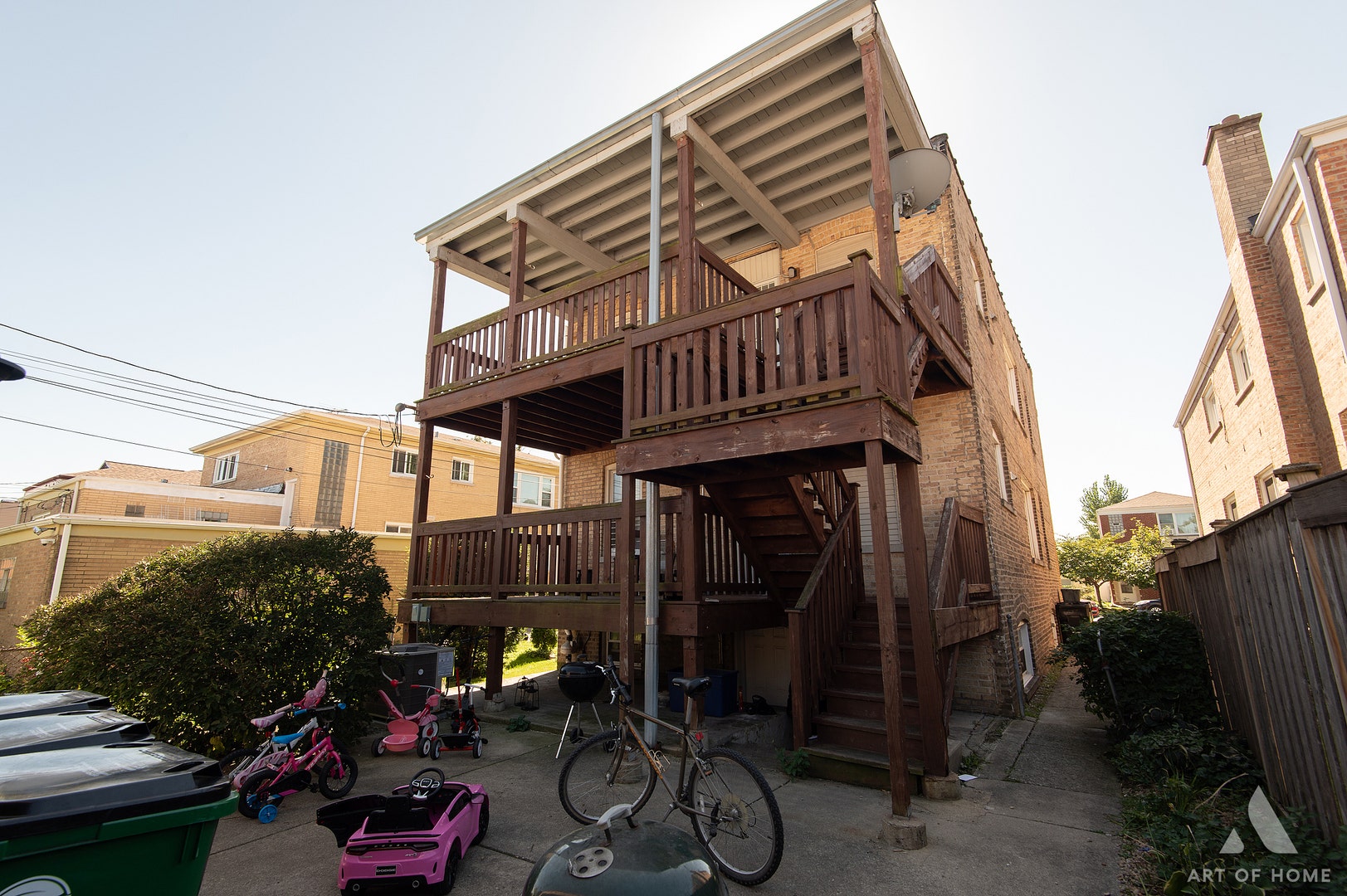 10328 Elizabeth Street, Westchester, IL 60154