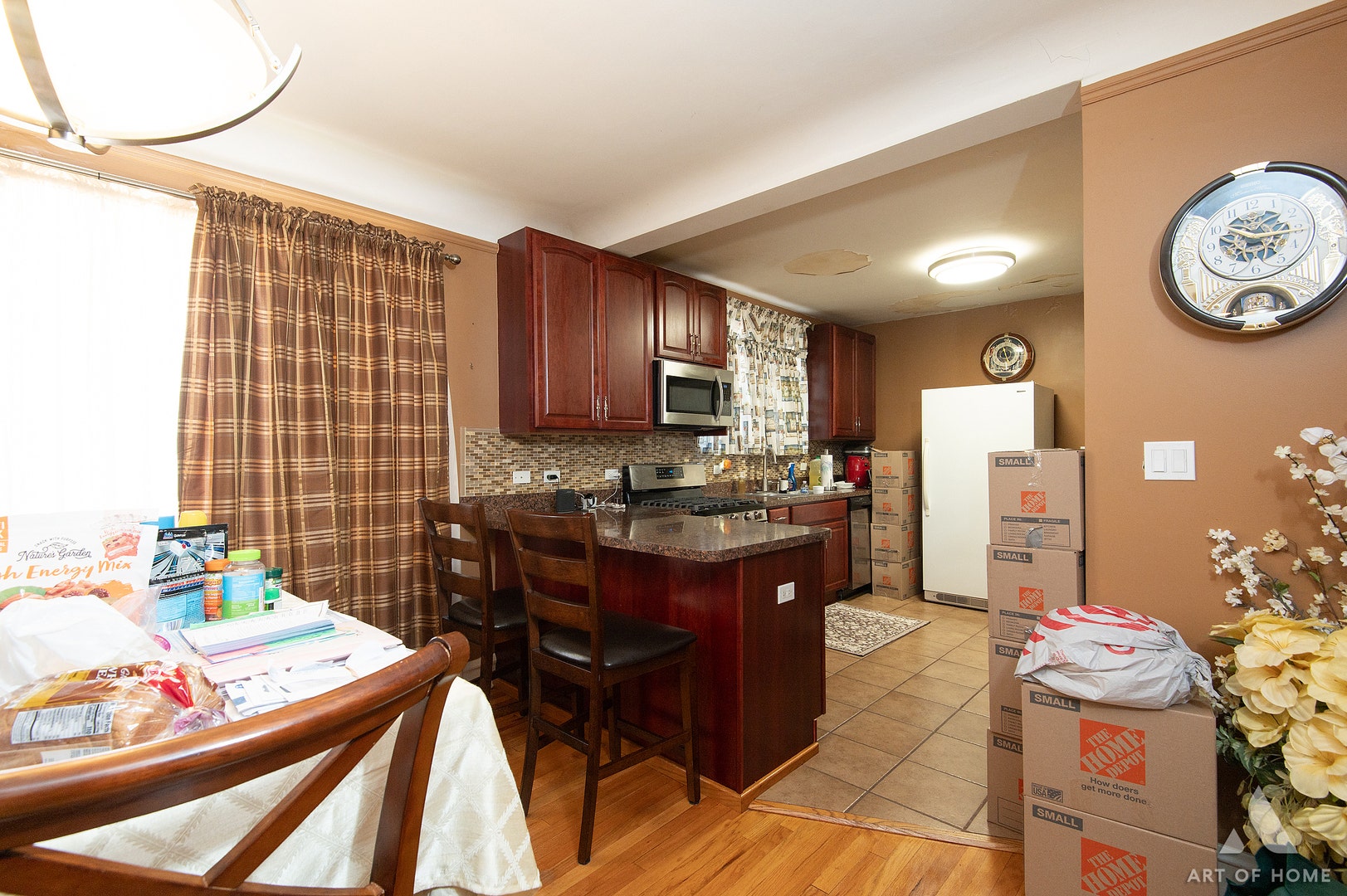 10328 Elizabeth Street, Westchester, IL 60154