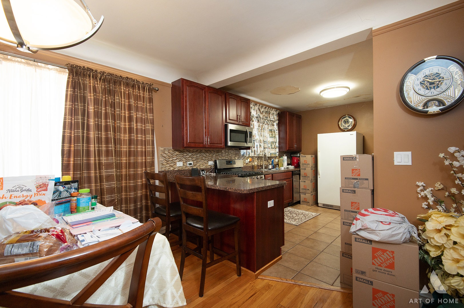 10328 Elizabeth Street, Westchester, IL 60154