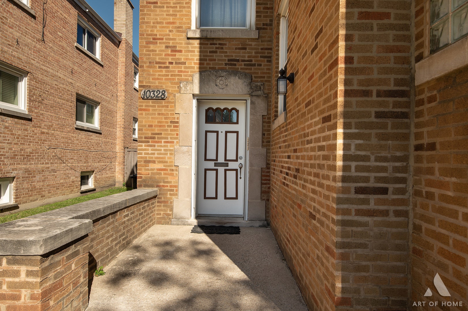 10328 Elizabeth Street, Westchester, IL 60154