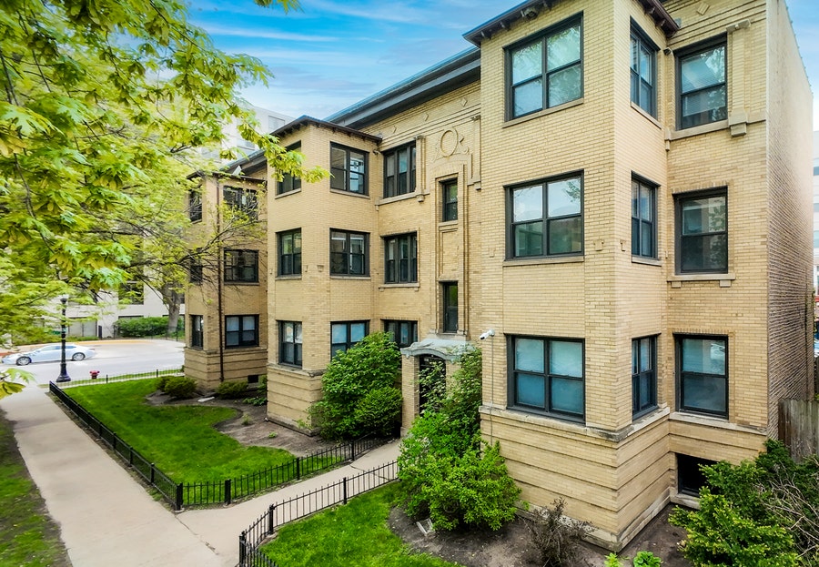 Property photo for 6931 N Lakewood Avenue, #G, Chicago, IL
