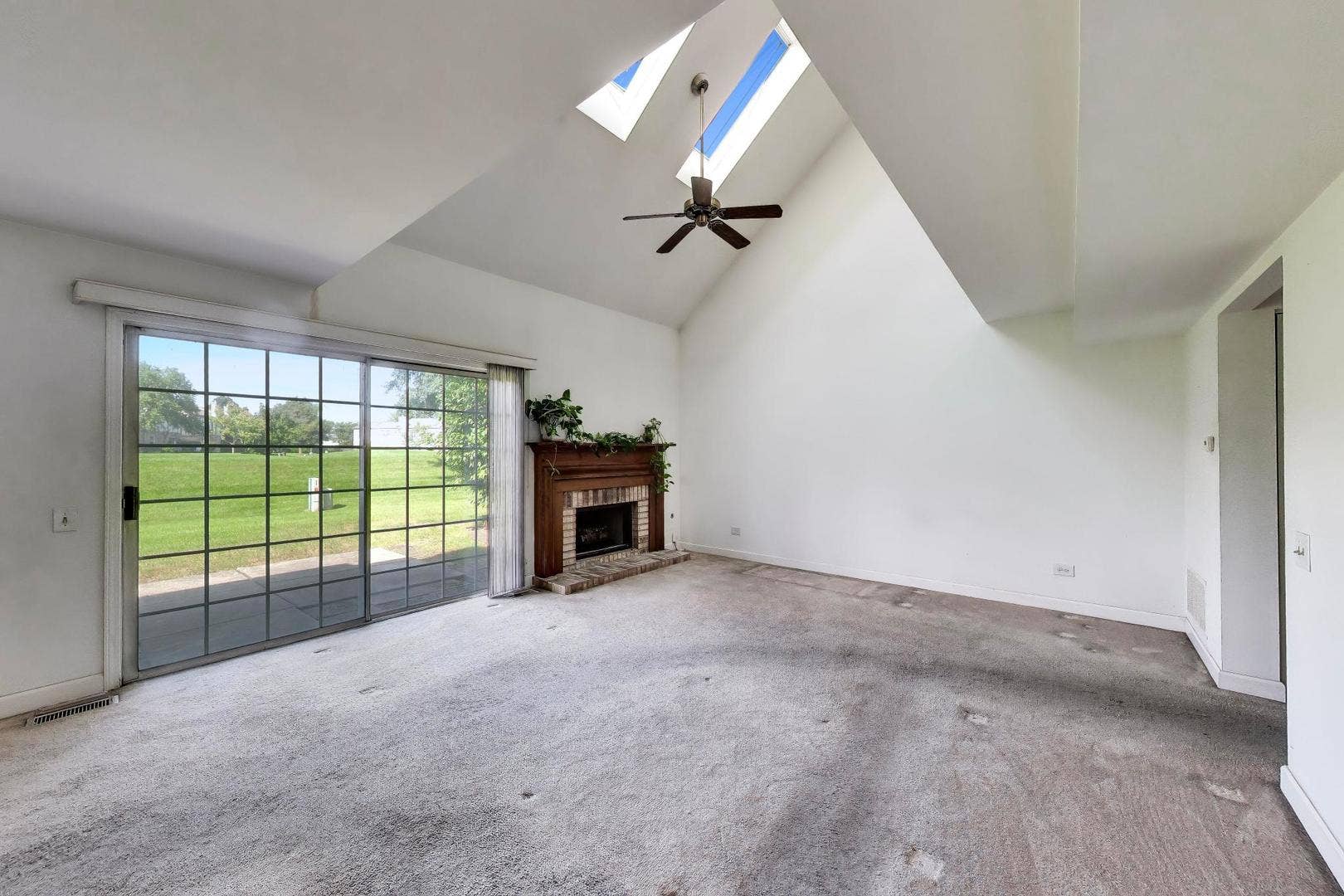 9166 GREENCASTLE Lane, Orland Park, IL 60462