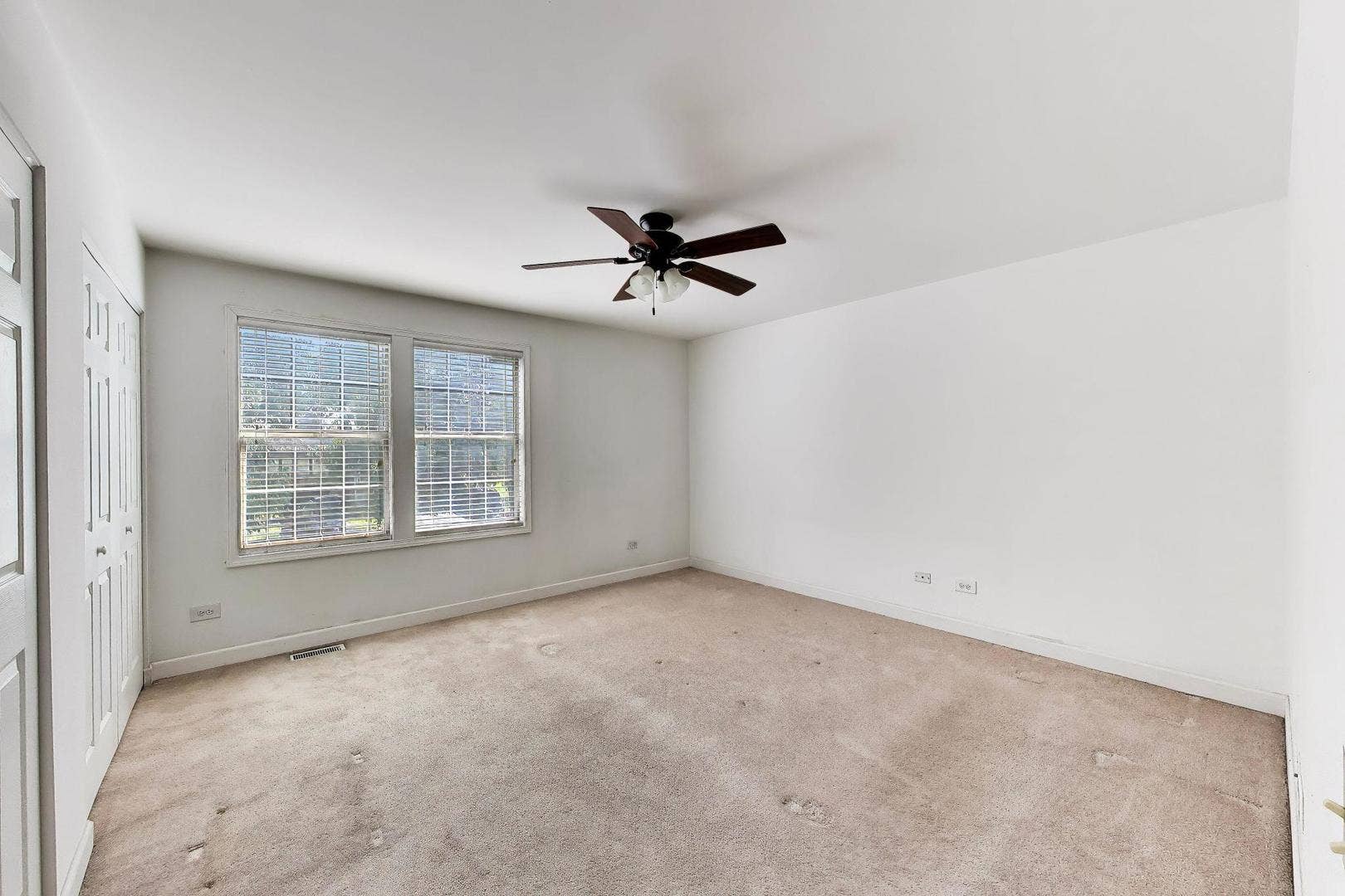 9166 GREENCASTLE Lane, Orland Park, IL 60462