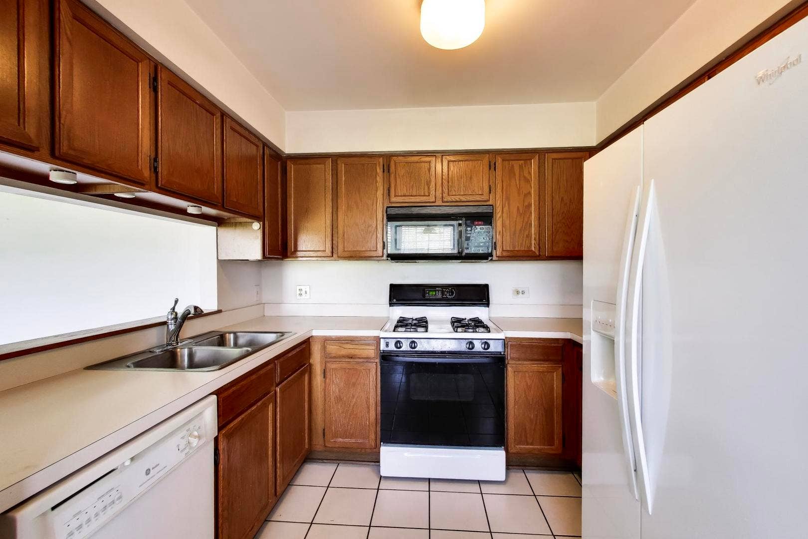 9166 GREENCASTLE Lane, Orland Park, IL 60462