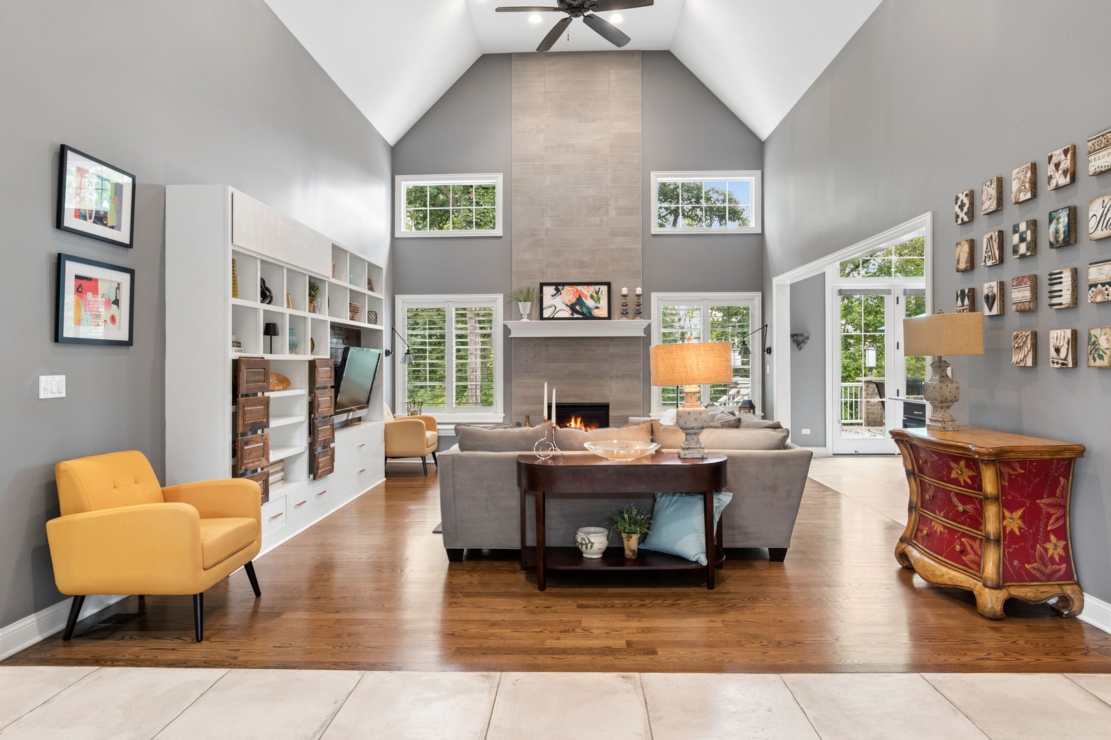 Soaring Ceilings