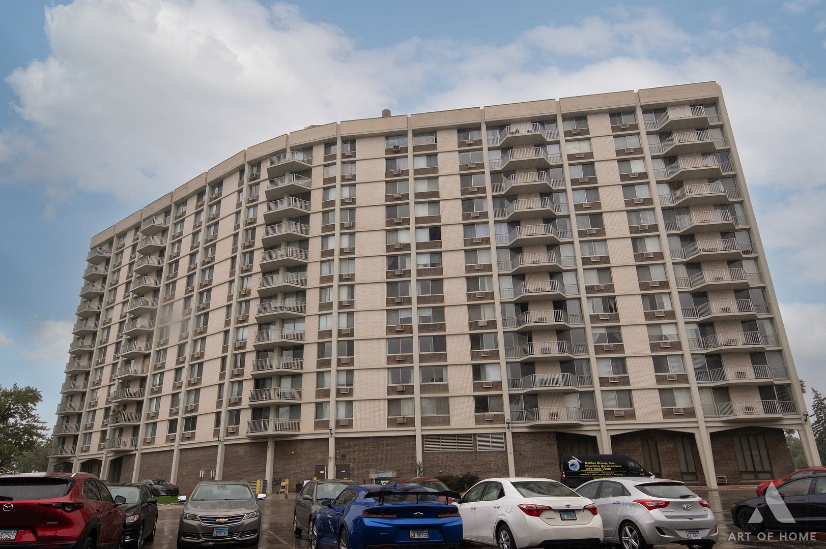 20 N Tower Road, #9E, Oak Brook, IL 60523