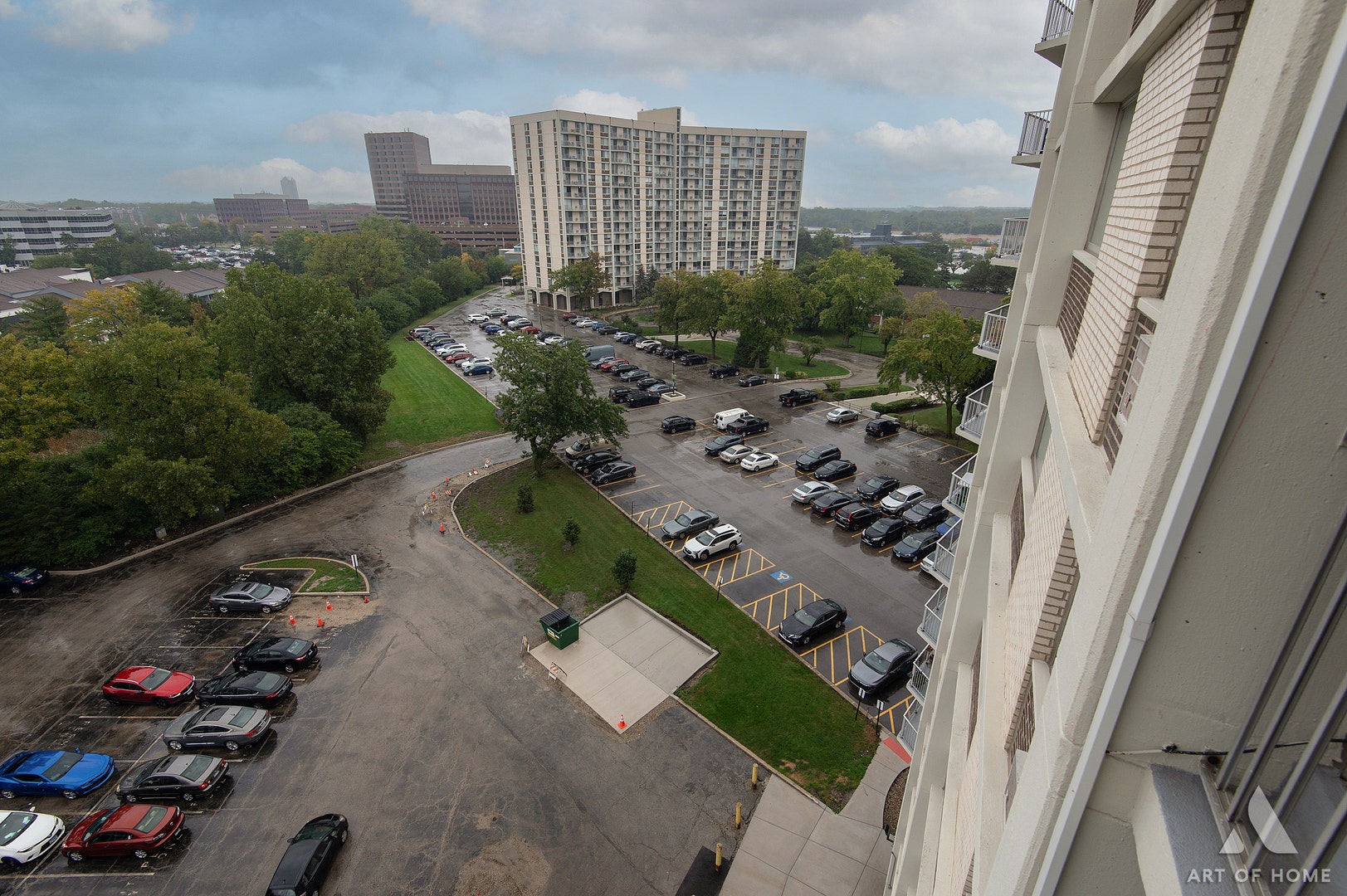 20 N Tower Road, #9E, Oak Brook, IL 60523