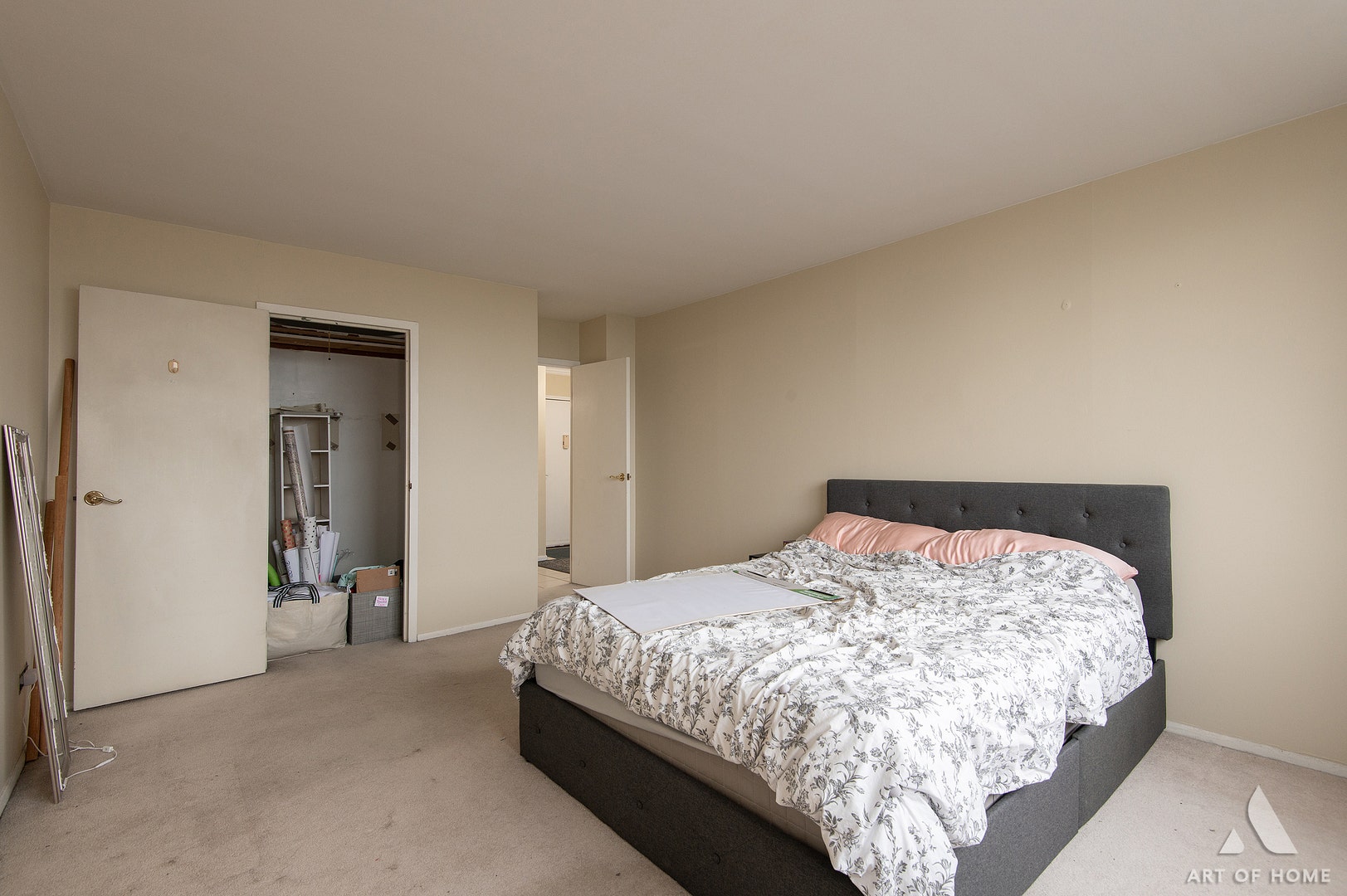 20 N Tower Road, #9E, Oak Brook, IL 60523