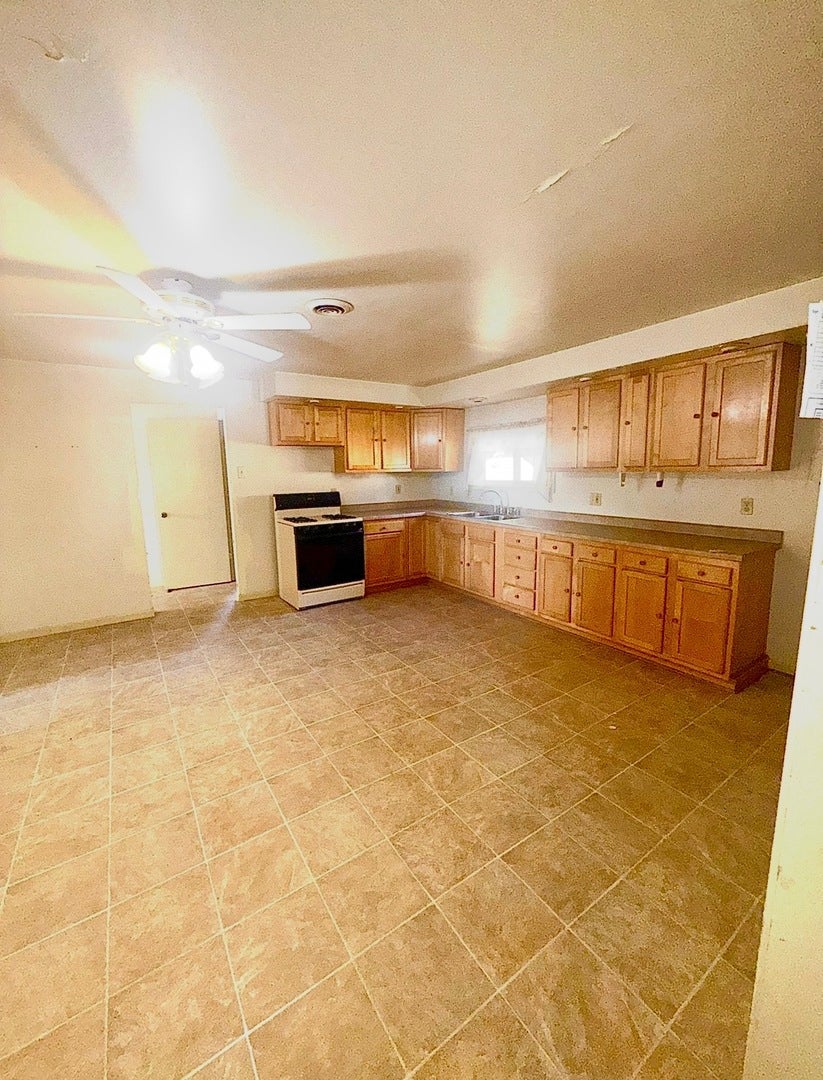 208 W Wapella Street, Minooka, IL 60447 208 W Wapella Street, Minooka, IL 60447