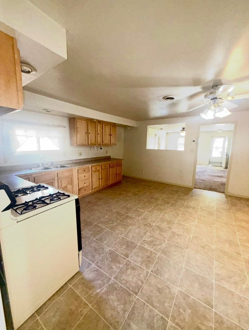 208 W Wapella Street, Minooka, IL 60447 208 W Wapella Street, Minooka, IL 60447