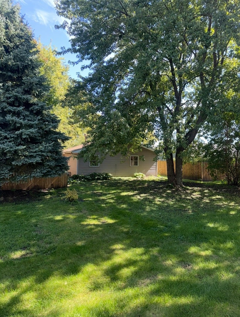 208 W Wapella Street, Minooka, IL 60447 208 W Wapella Street, Minooka, IL 60447