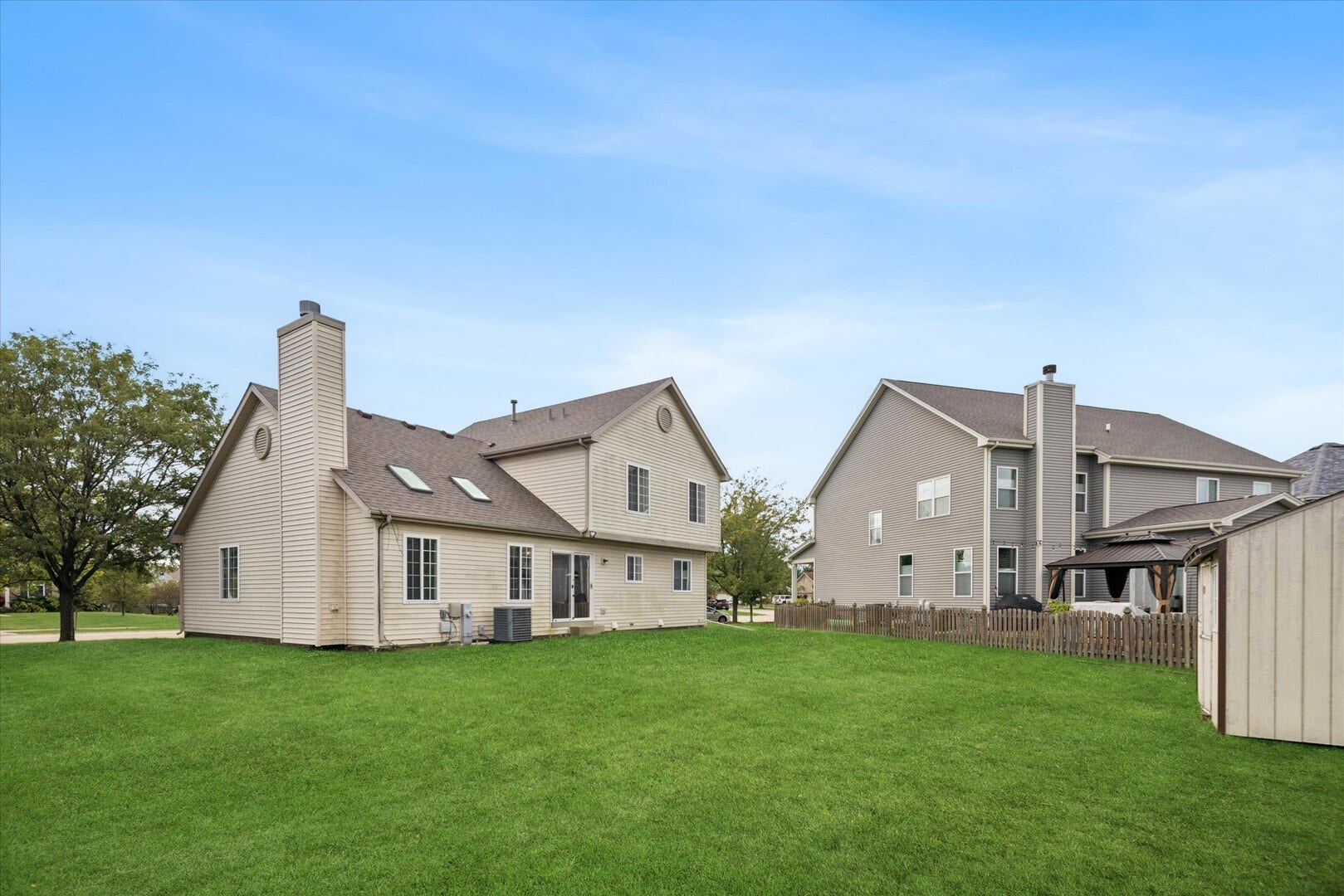 7805 MOSSHEATHER Drive, Joliet, IL 60431 7805 MOSSHEATHER Drive, Joliet, IL 60431
