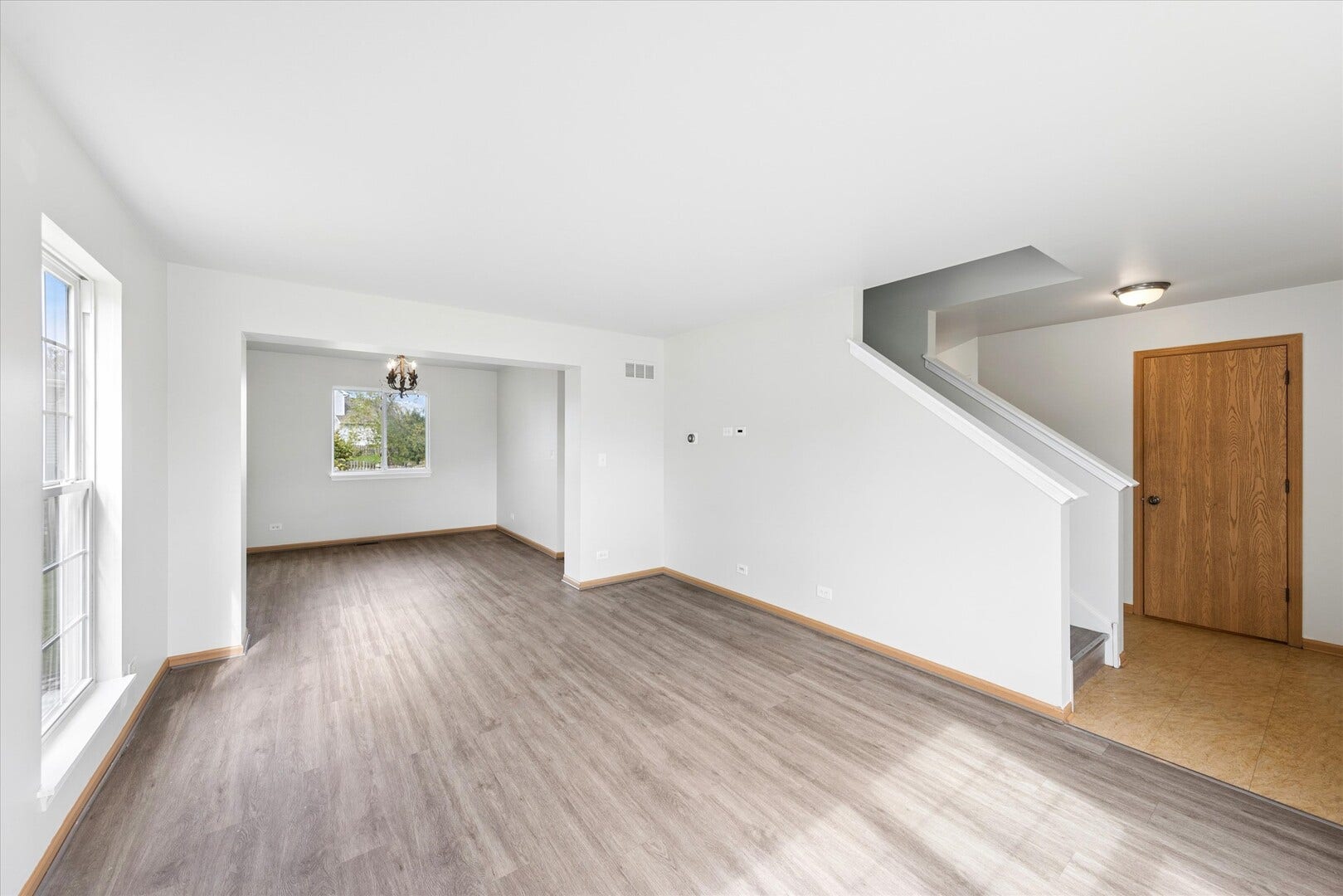 7805 MOSSHEATHER Drive, Joliet, IL 60431 7805 MOSSHEATHER Drive, Joliet, IL 60431