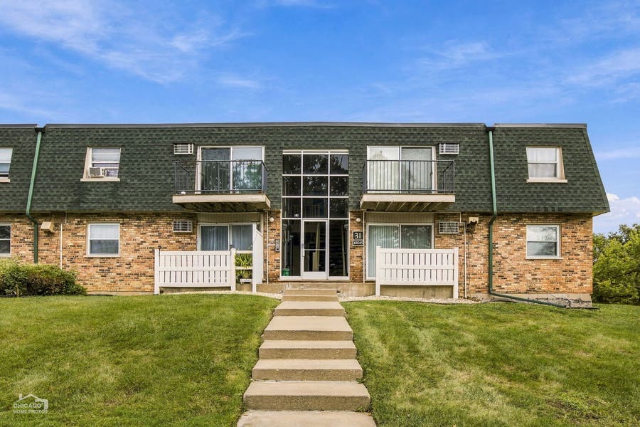 Property photo for 10045 S Walnut Terrace, #1-101, Palos Hills, IL