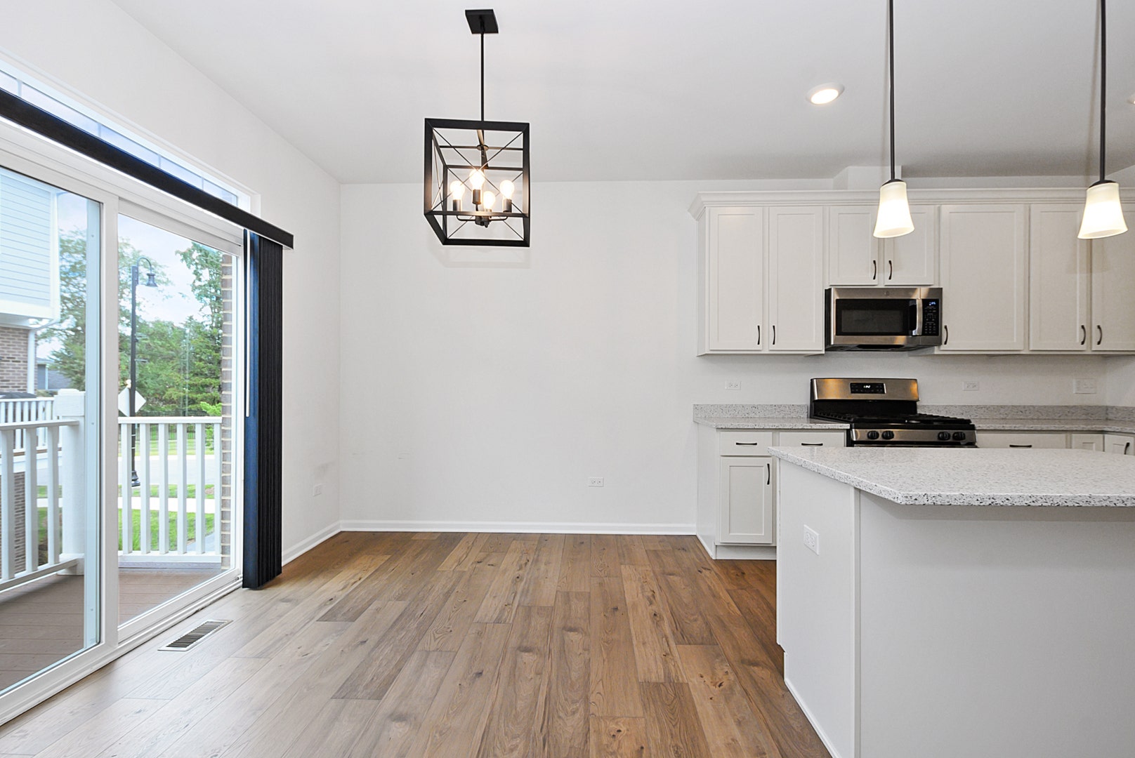 9242 143rd Street, Orland Park, IL 60462 9242 143rd Street, Orland Park, IL 60462