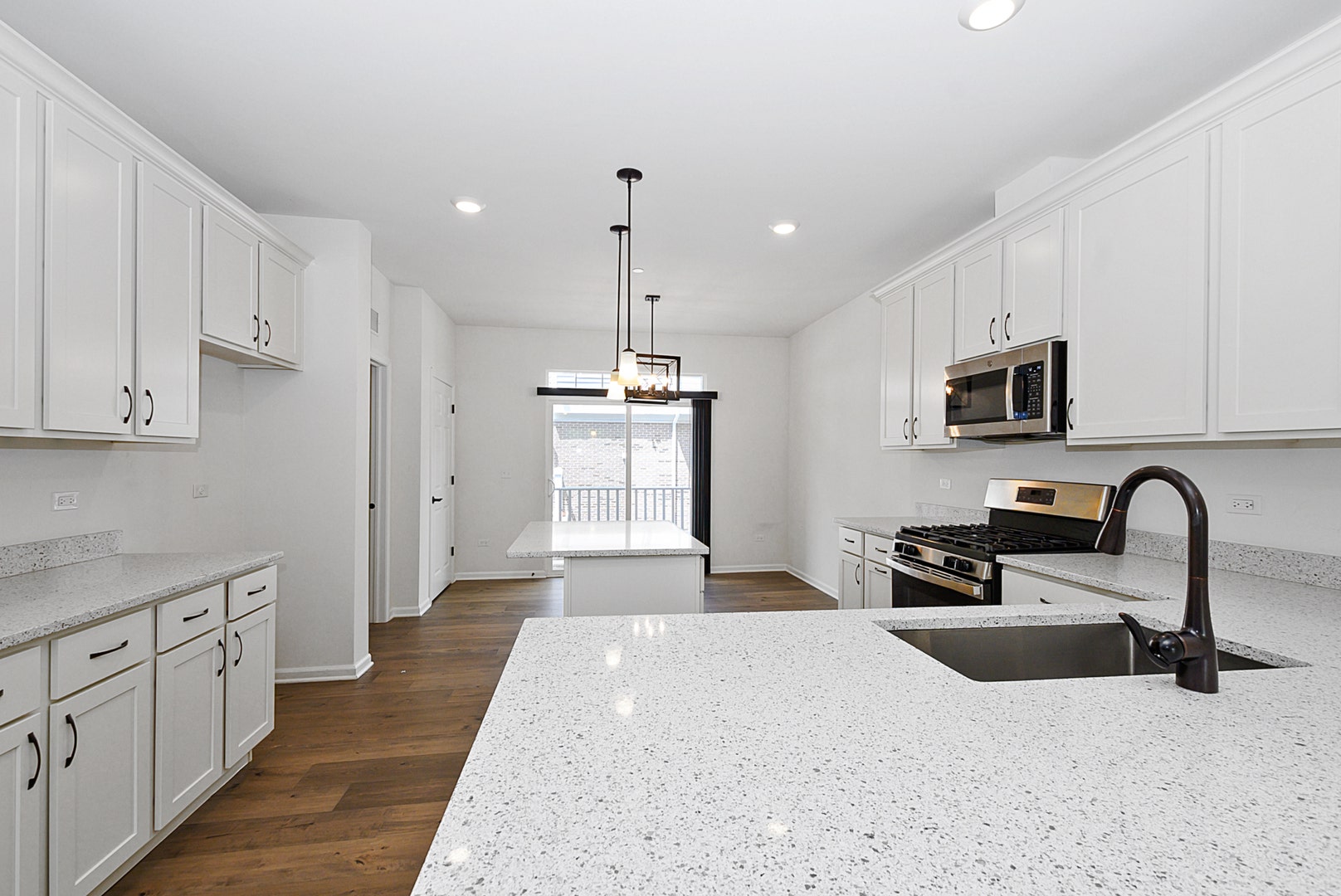 9242 143rd Street, Orland Park, IL 60462 9242 143rd Street, Orland Park, IL 60462
