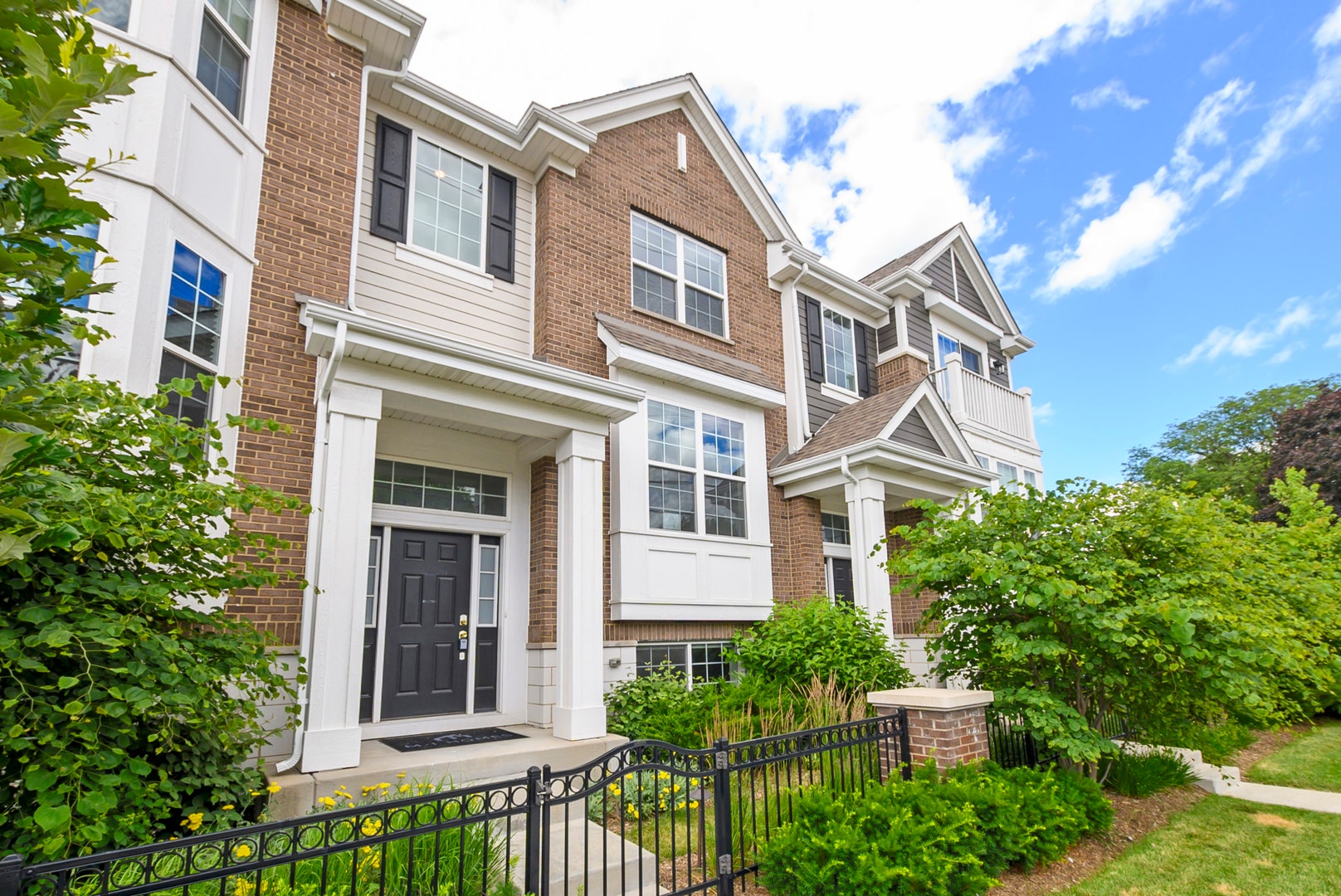 9242 143rd Street, Orland Park, IL 60462 9242 143rd Street, Orland Park, IL 60462
