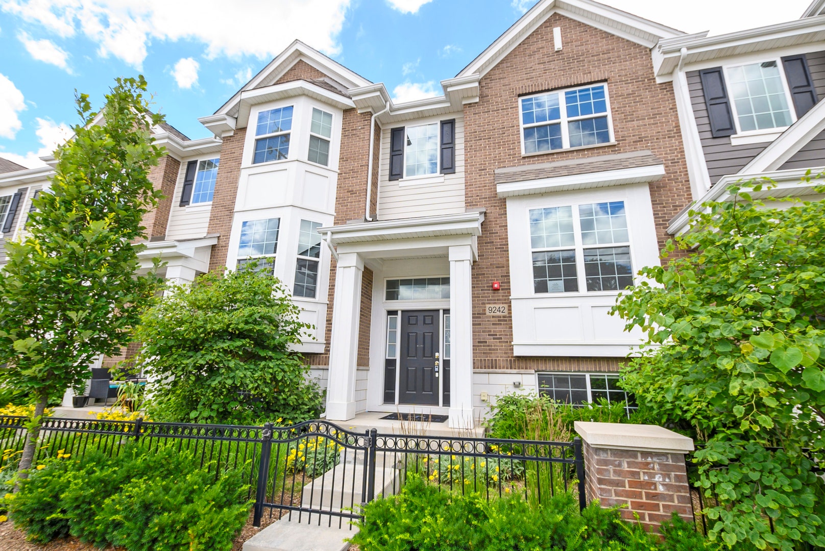 9242 143rd Street, Orland Park, IL 60462 9242 143rd Street, Orland Park, IL 60462