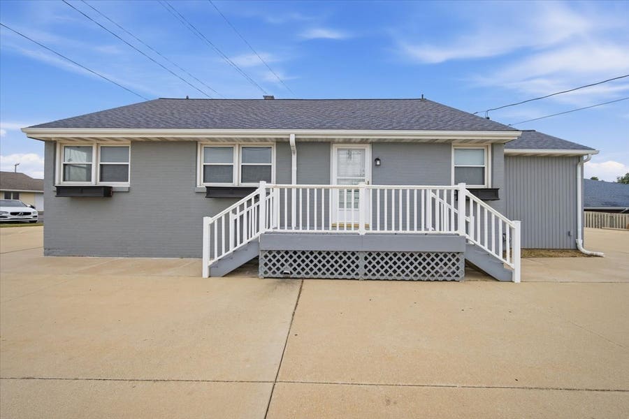 Property photo for 1305 Morrissey Avenue, Bloomington, IL