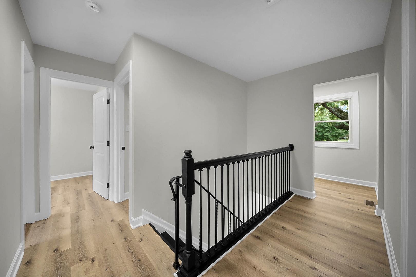 132 N Pinecrest Road, Bolingbrook, IL 60440 132 N Pinecrest Road, Bolingbrook, IL 60440