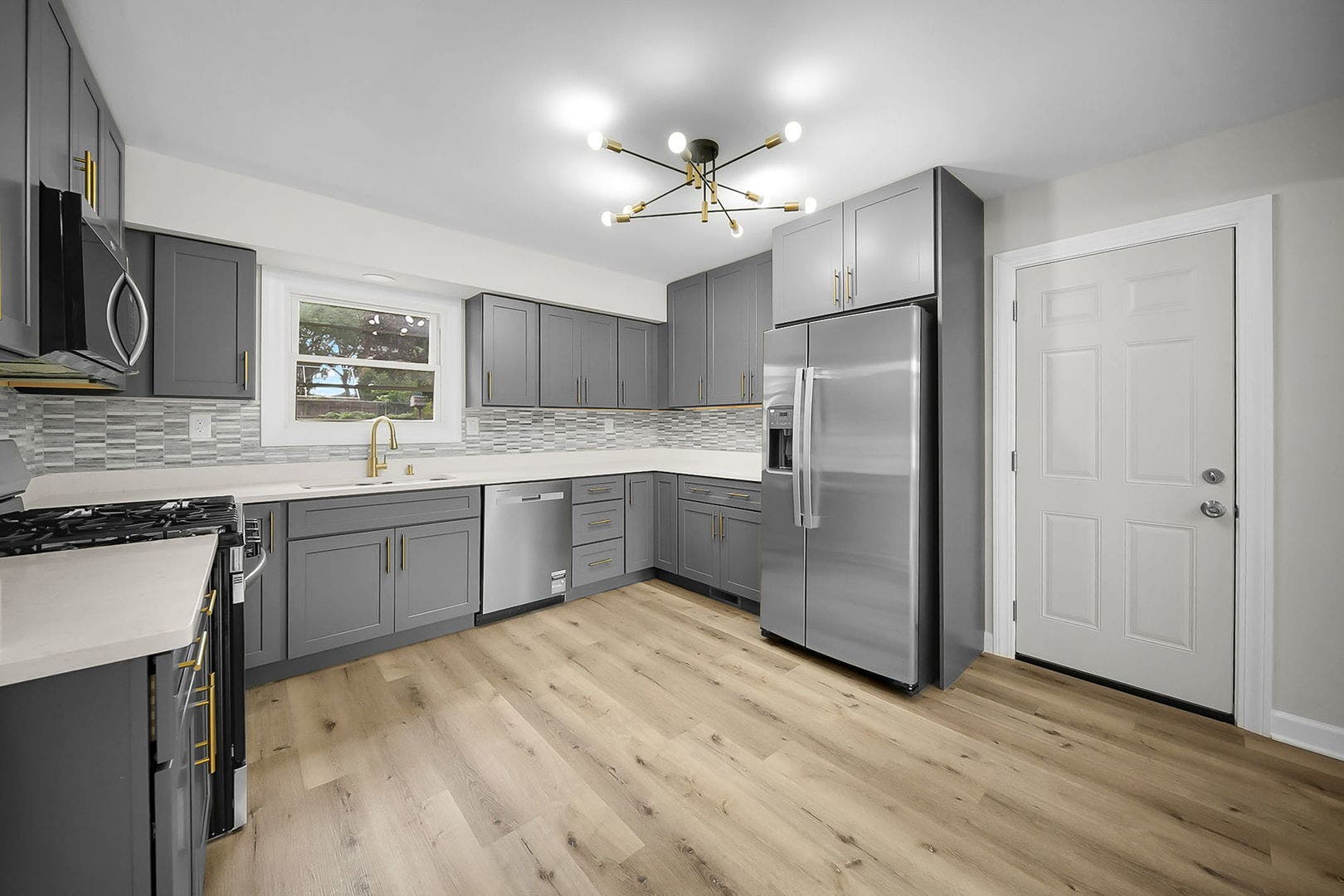 132 N Pinecrest Road, Bolingbrook, IL 60440 132 N Pinecrest Road, Bolingbrook, IL 60440