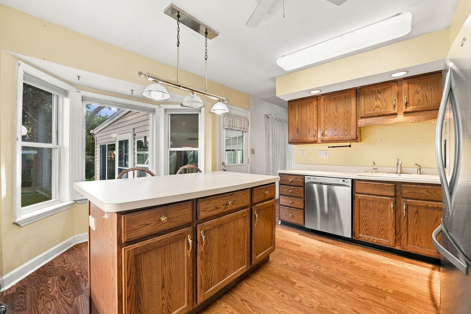 312 Earl Avenue, Joliet, IL 60436 312 Earl Avenue, Joliet, IL 60436