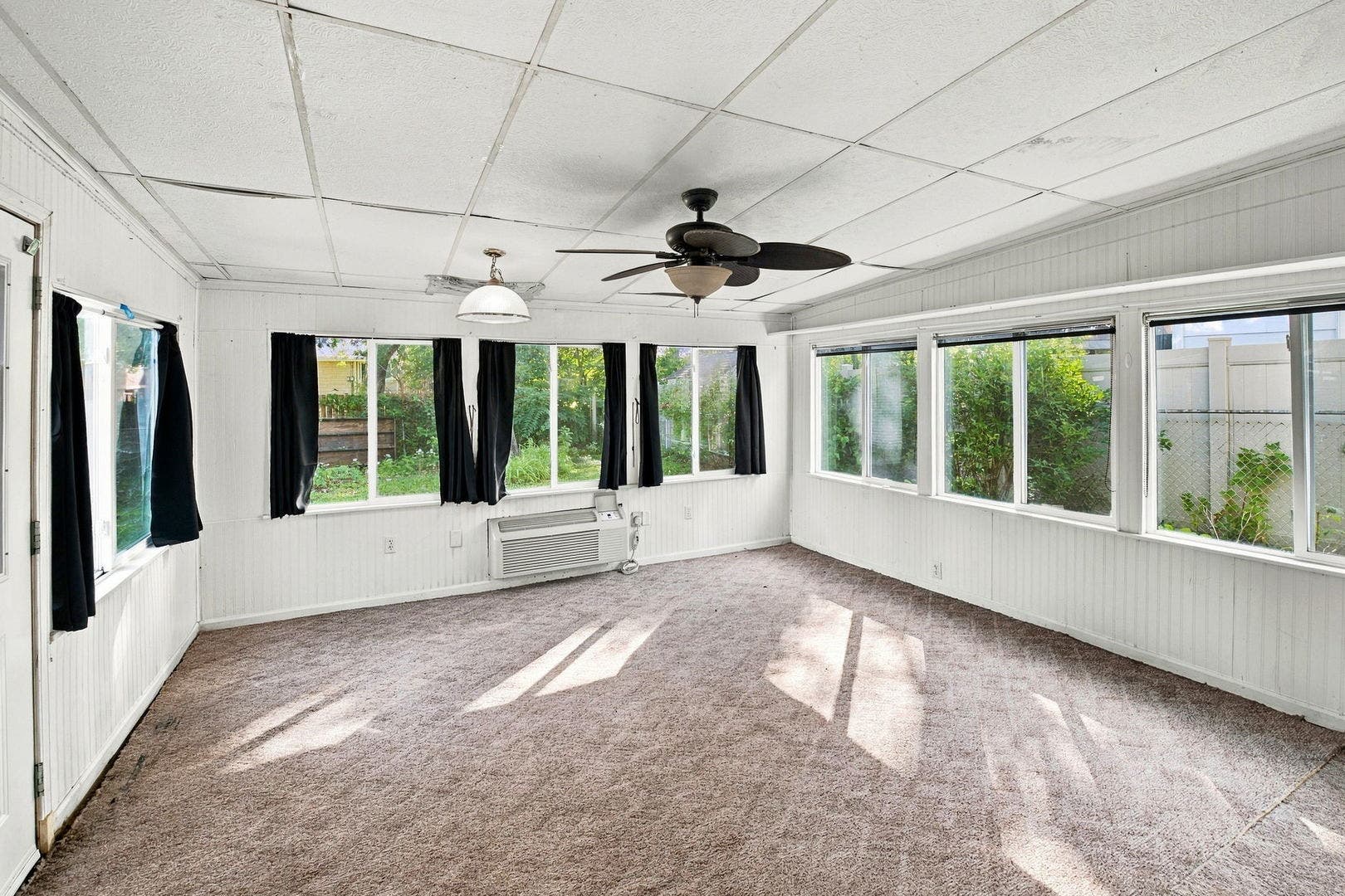 312 Earl Avenue, Joliet, IL 60436 312 Earl Avenue, Joliet, IL 60436