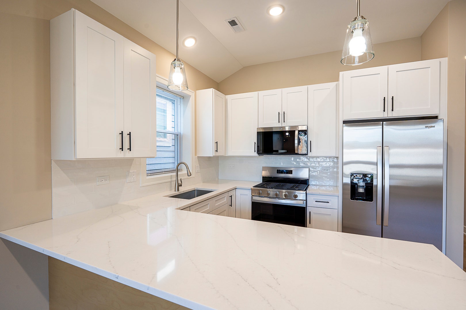 6621 S Drexel Avenue, Chicago, IL 60637 6621 S Drexel Avenue, Chicago, IL 60637