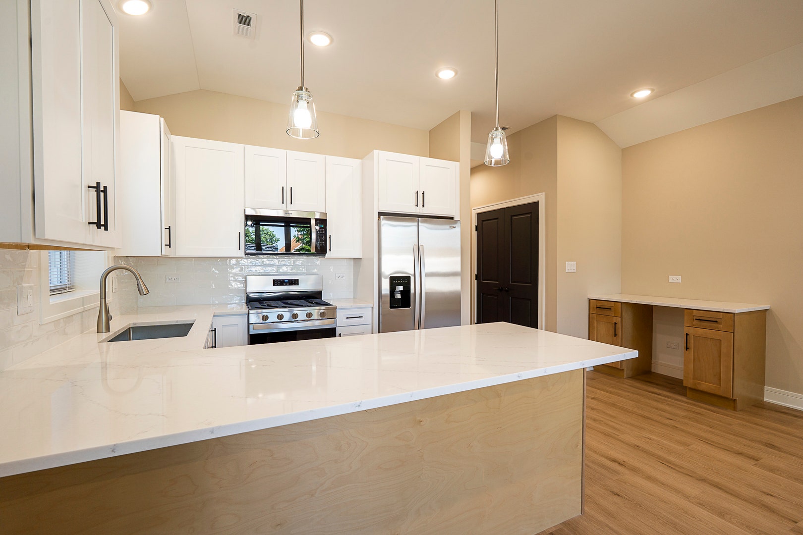 6621 S Drexel Avenue, Chicago, IL 60637 6621 S Drexel Avenue, Chicago, IL 60637
