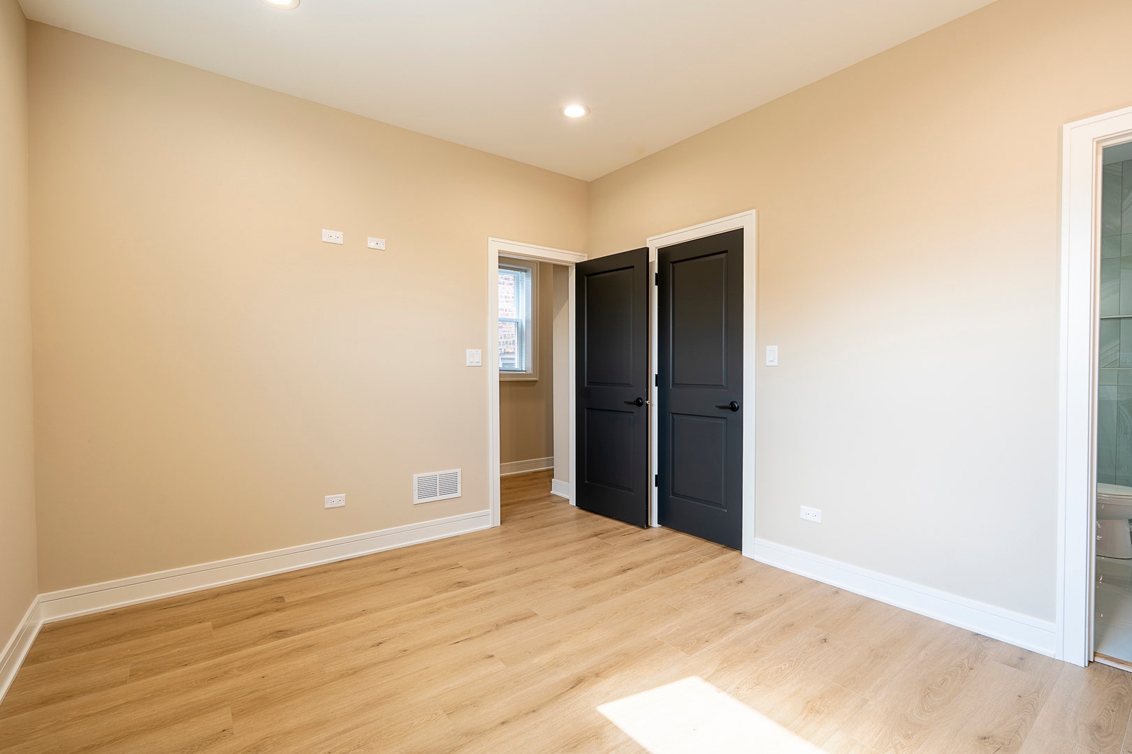 6621 S Drexel Avenue, Chicago, IL 60637 6621 S Drexel Avenue, Chicago, IL 60637