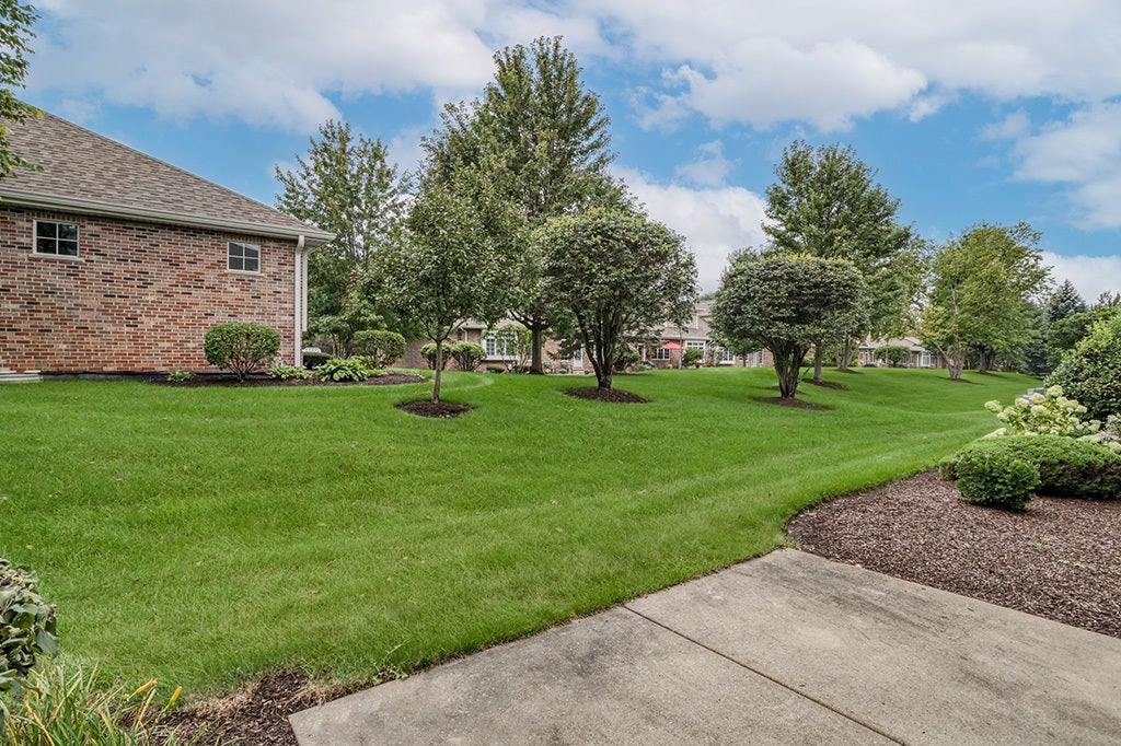 1436 Covington Drive, Lemont, IL 60439
