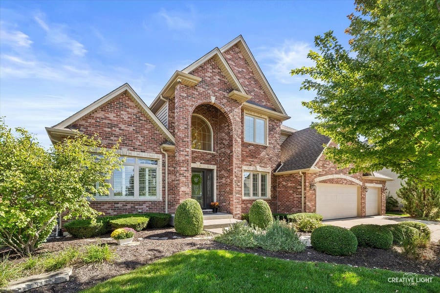 Property photo for 4124 Teak Circle, Naperville, IL