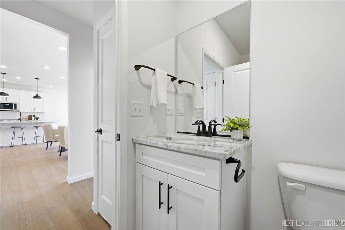 2508 Lawlor Lane, Naperville, IL 60564