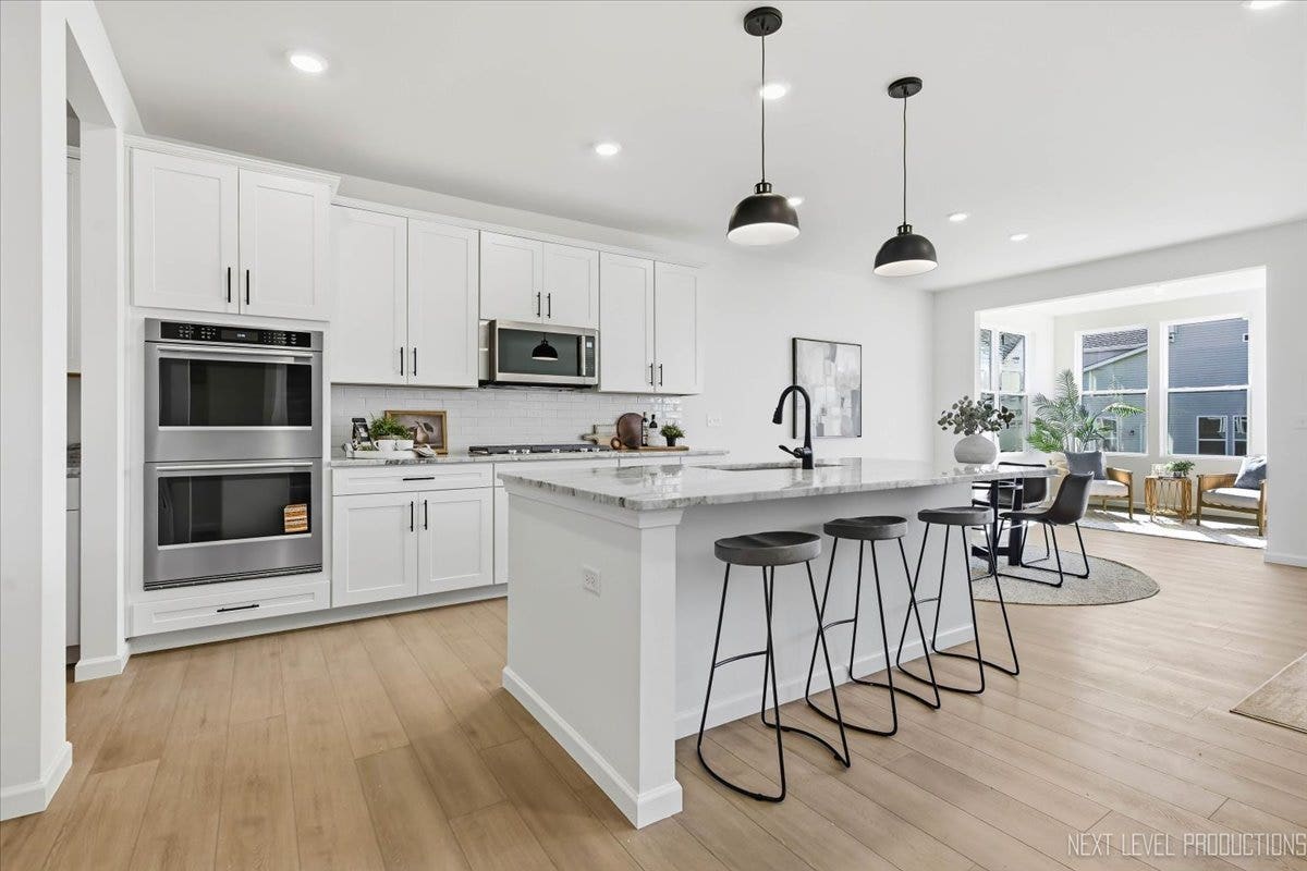 2508 Lawlor Lane, Naperville, IL 60564