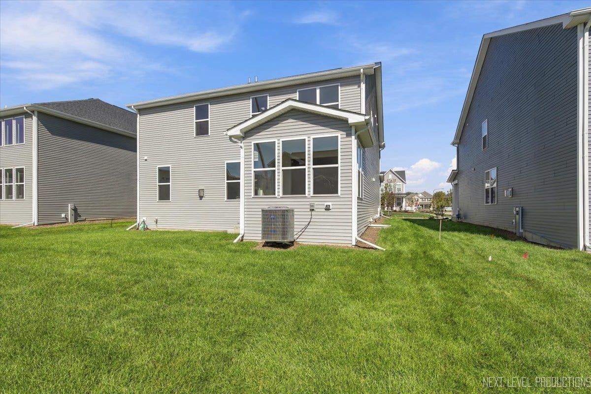 2508 Lawlor Lane, Naperville, IL 60564