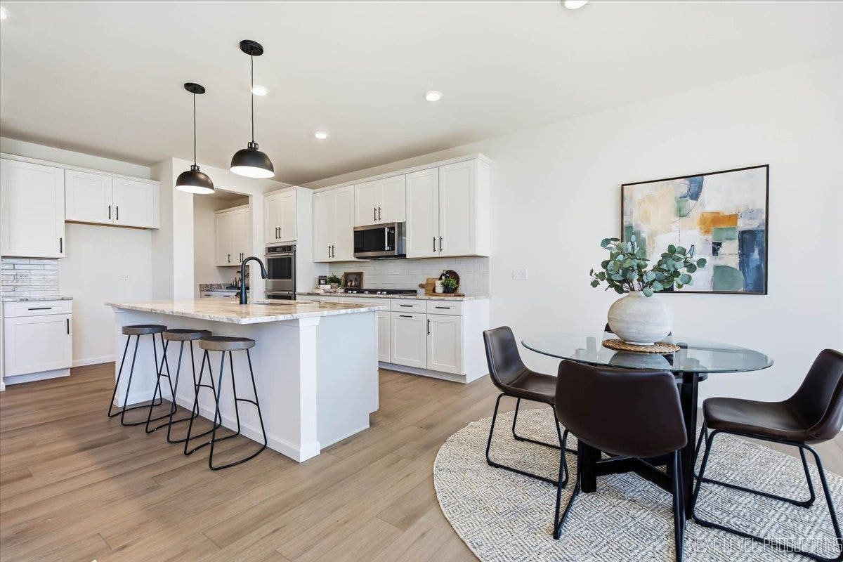 2508 Lawlor Lane, Naperville, IL 60564
