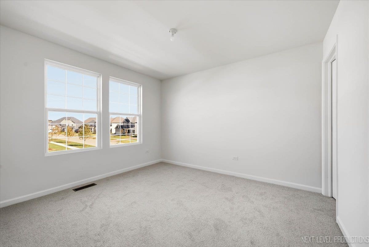 2508 Lawlor Lane, Naperville, IL 60564