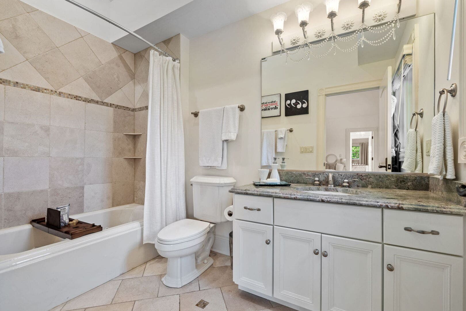 17 Ambriance Drive, Burr Ridge, IL 60527