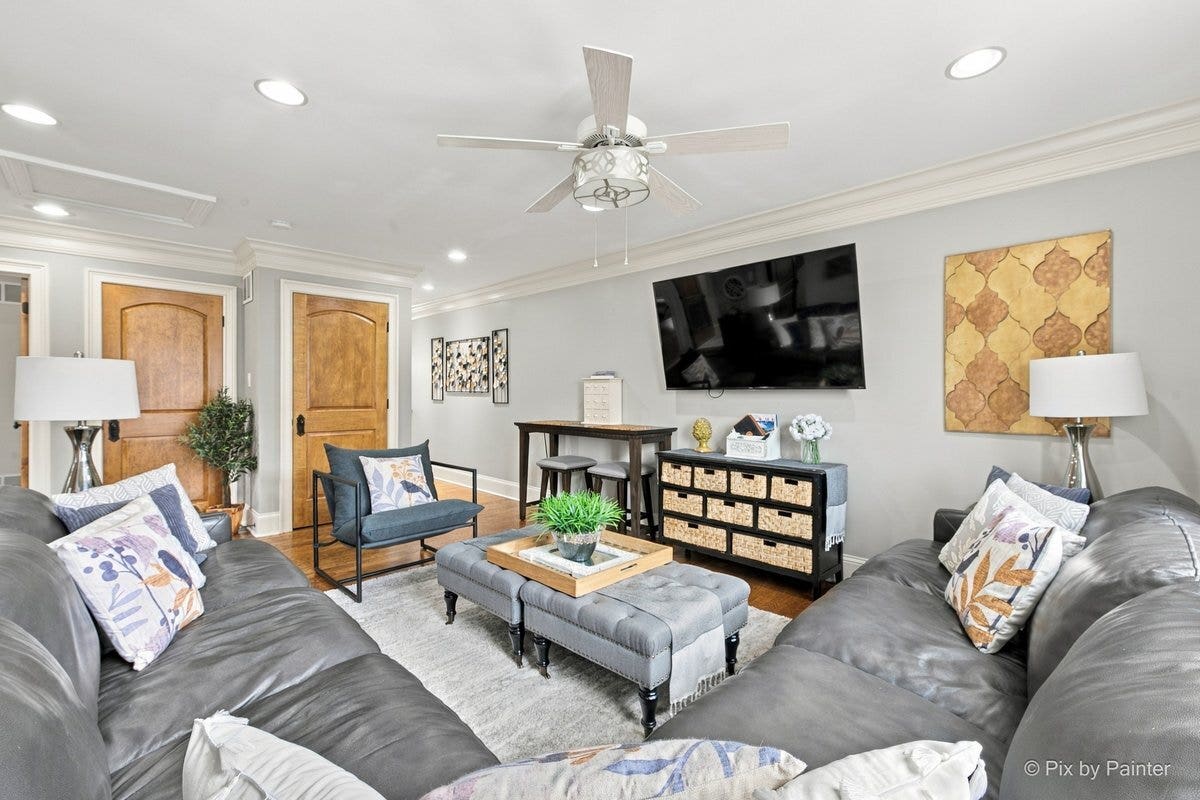 16049 Syd Creek Drive, Homer Glen, IL 60491 16049 Syd Creek Drive, Homer Glen, IL 60491