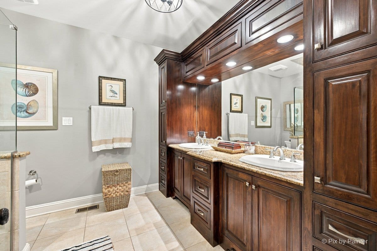 16049 Syd Creek Drive, Homer Glen, IL 60491 16049 Syd Creek Drive, Homer Glen, IL 60491