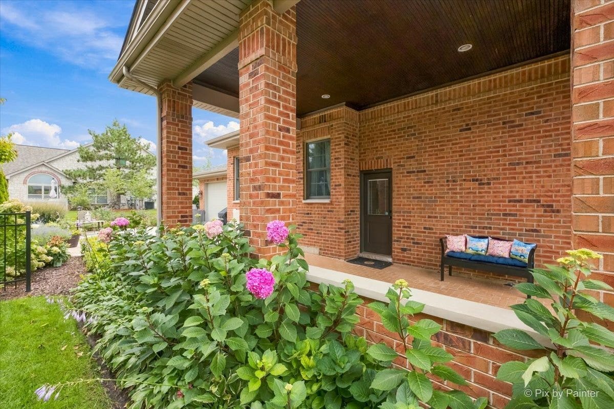 16049 Syd Creek Drive, Homer Glen, IL 60491 16049 Syd Creek Drive, Homer Glen, IL 60491