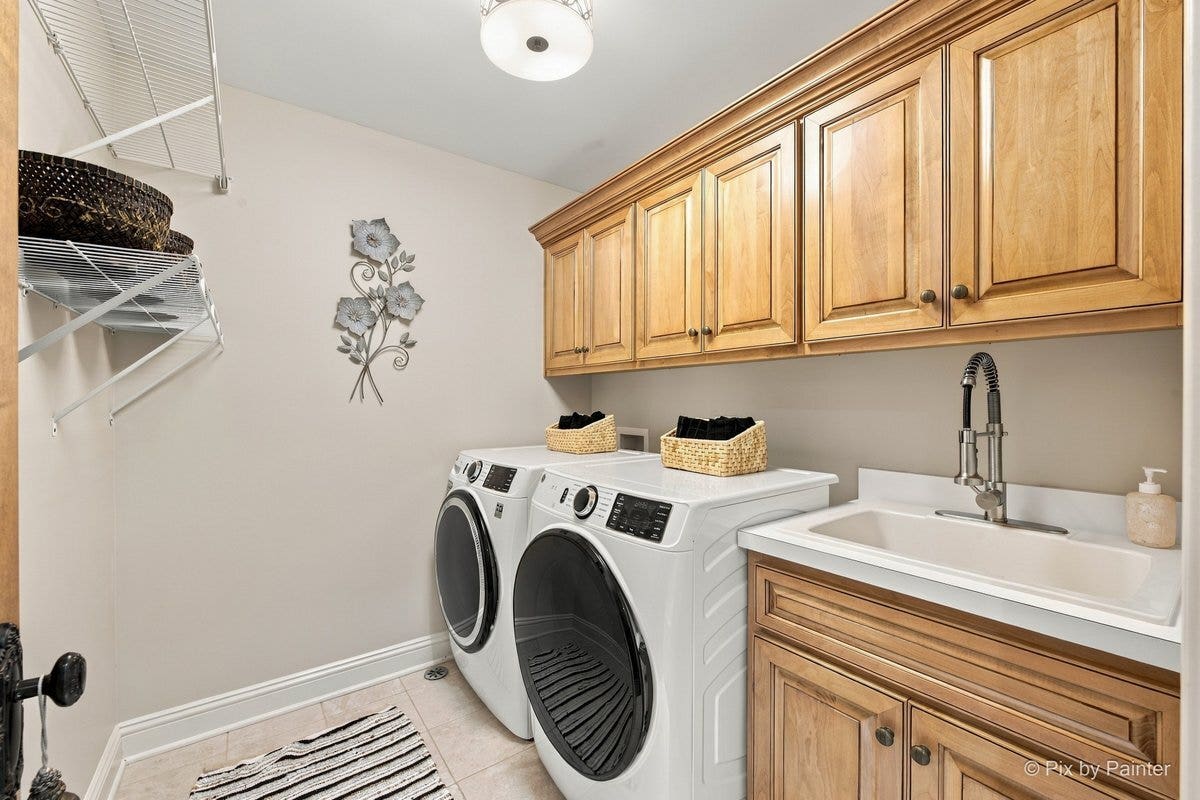 16049 Syd Creek Drive, Homer Glen, IL 60491 16049 Syd Creek Drive, Homer Glen, IL 60491