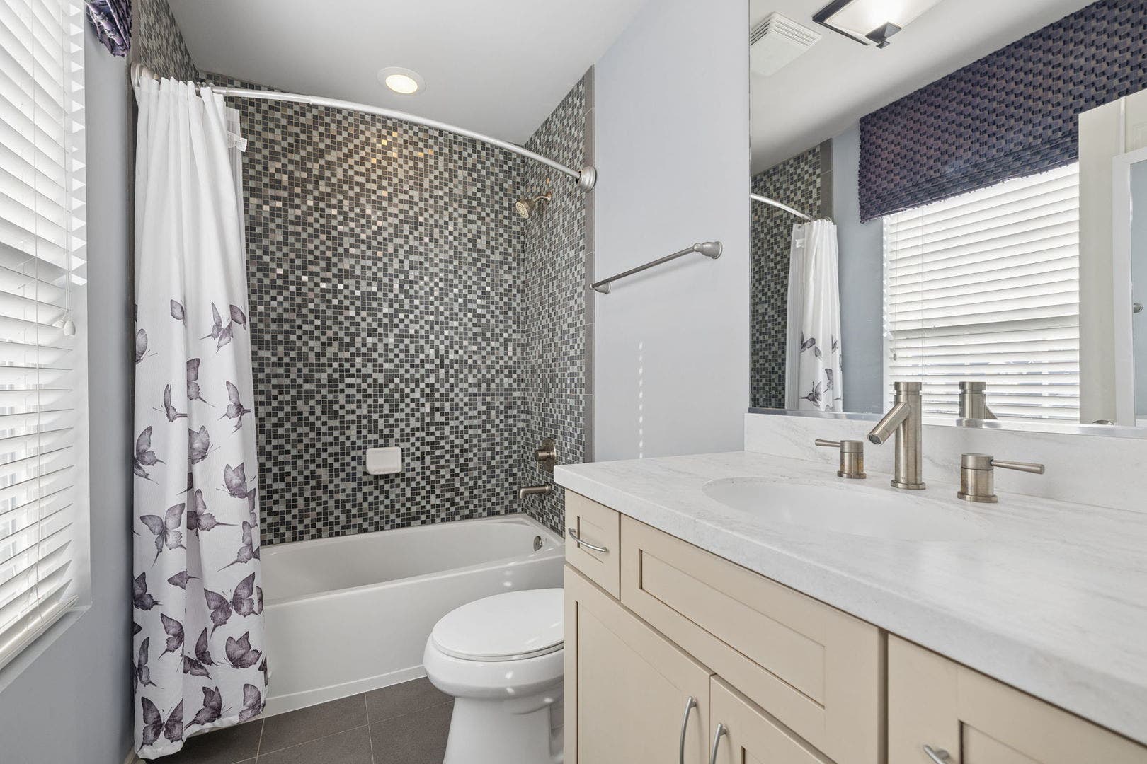 15316 Sheffield Square Parkway, Orland Park, IL 60462 15316 Sheffield Square Parkway, Orland Park, IL 60462