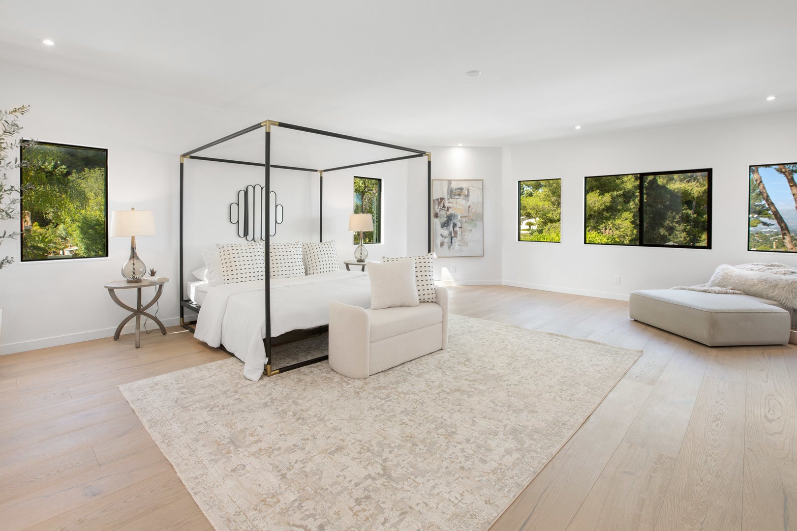 4256 Tarzana Estates Drive, Tarzana, CA 91356 4256 Tarzana Estates Drive, Tarzana, CA 91356