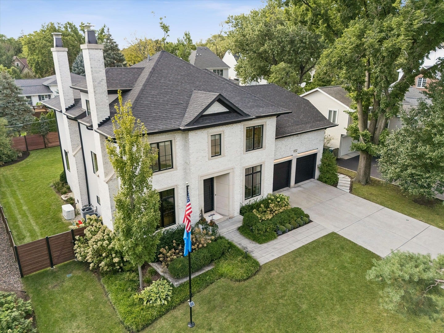 932 Allmen Avenue, Hinsdale, IL 60521 932 Allmen Avenue, Hinsdale, IL 60521