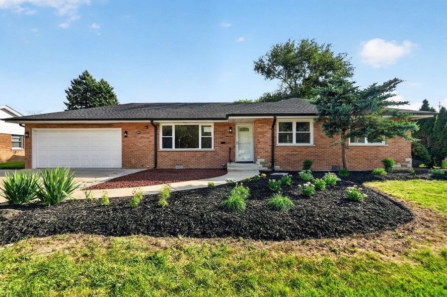 Property photo for 7917 W 111th Street, Palos Hills, IL