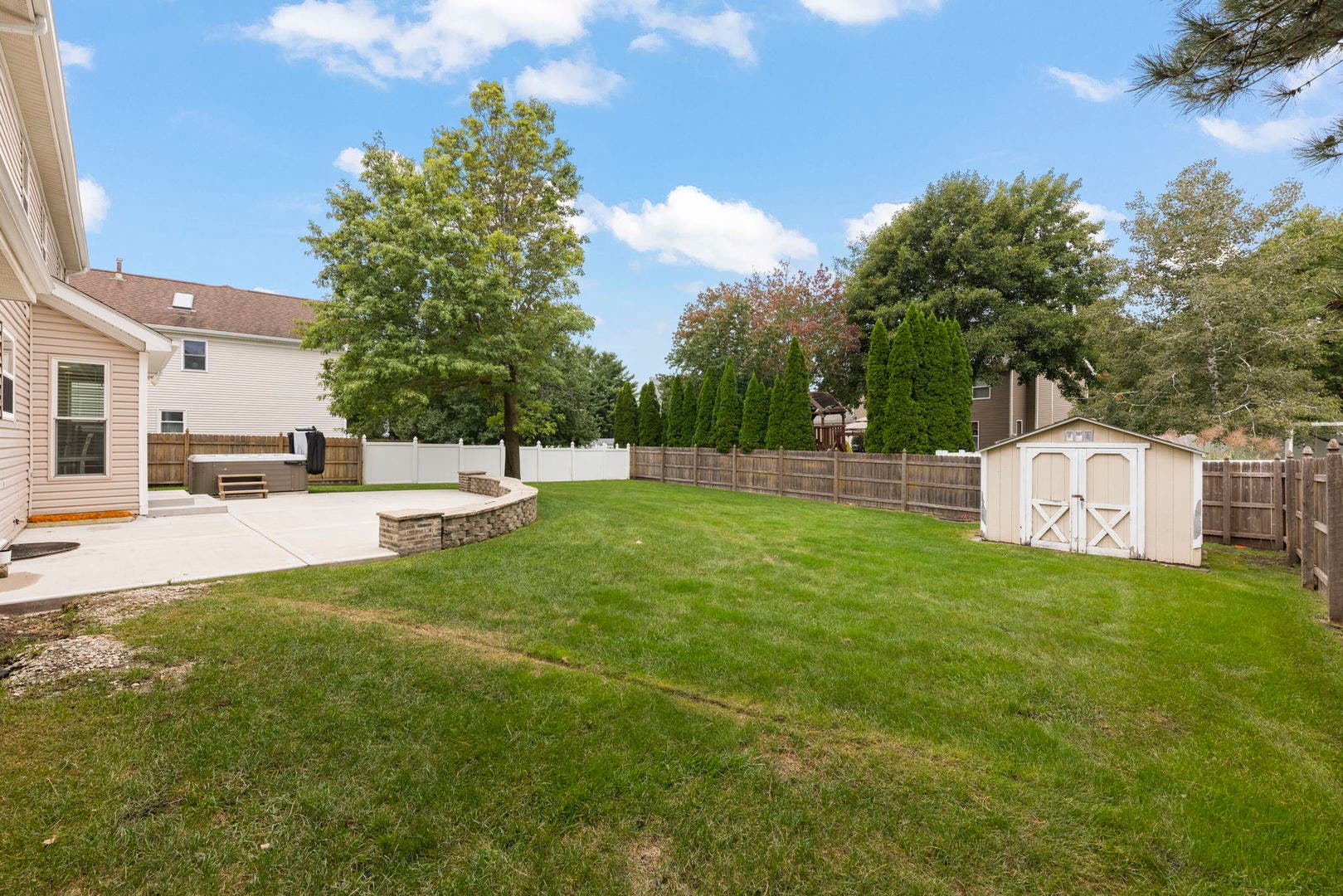 71 Cold Spring Court, Aurora, IL 60506 71 Cold Spring Court, Aurora, IL 60506